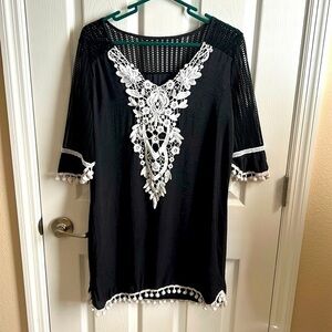 Black Crochet‎ Lace Pom Pom Trim Tunic Dress Swim Cover Up Ladies Small